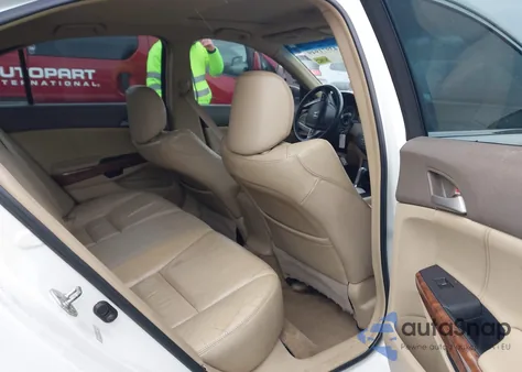 2008 Honda Accord 3.5 Ex-L z USA, uszkodzony, nr VIN 1HGCP36868A067863